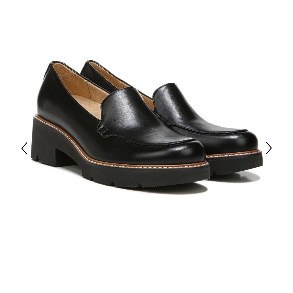 Naturalizer loafers